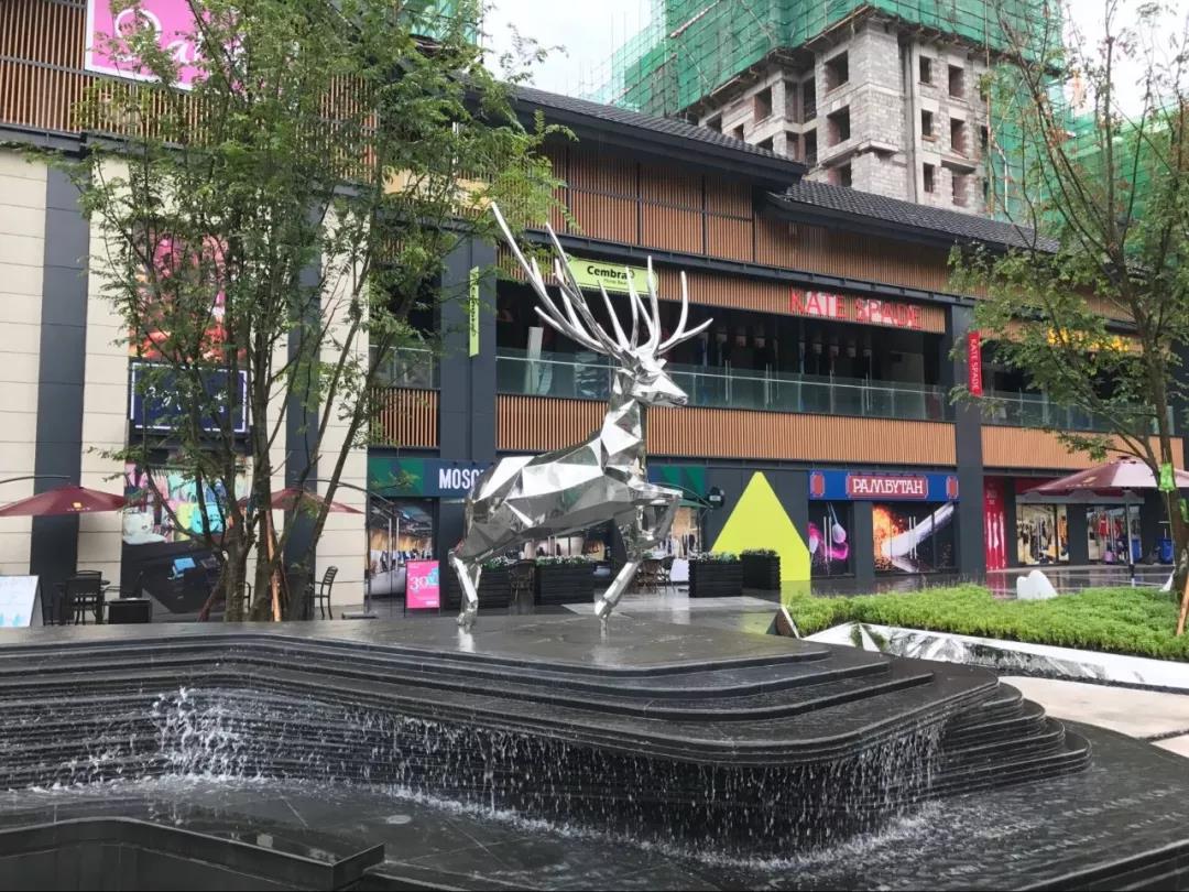 城市标识标牌：点亮城市的无声语言